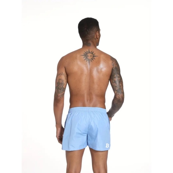 BNWT Men's Isabelle LaRue Light Sky Blue Bitcoin Swim Shorts - Picture 2 of 9